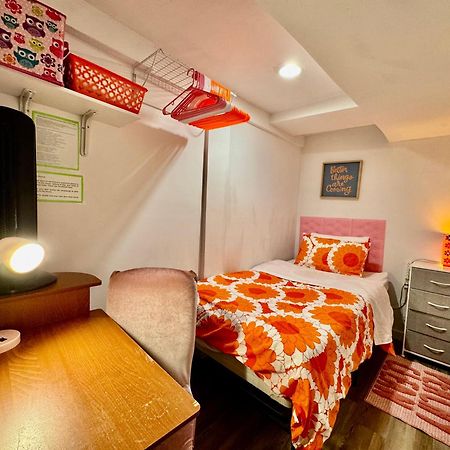 Private Tiny Room On The 1St Floor With Shared Bathroom Near Airport And Downtown Seattte Seattle Bagian luar foto
