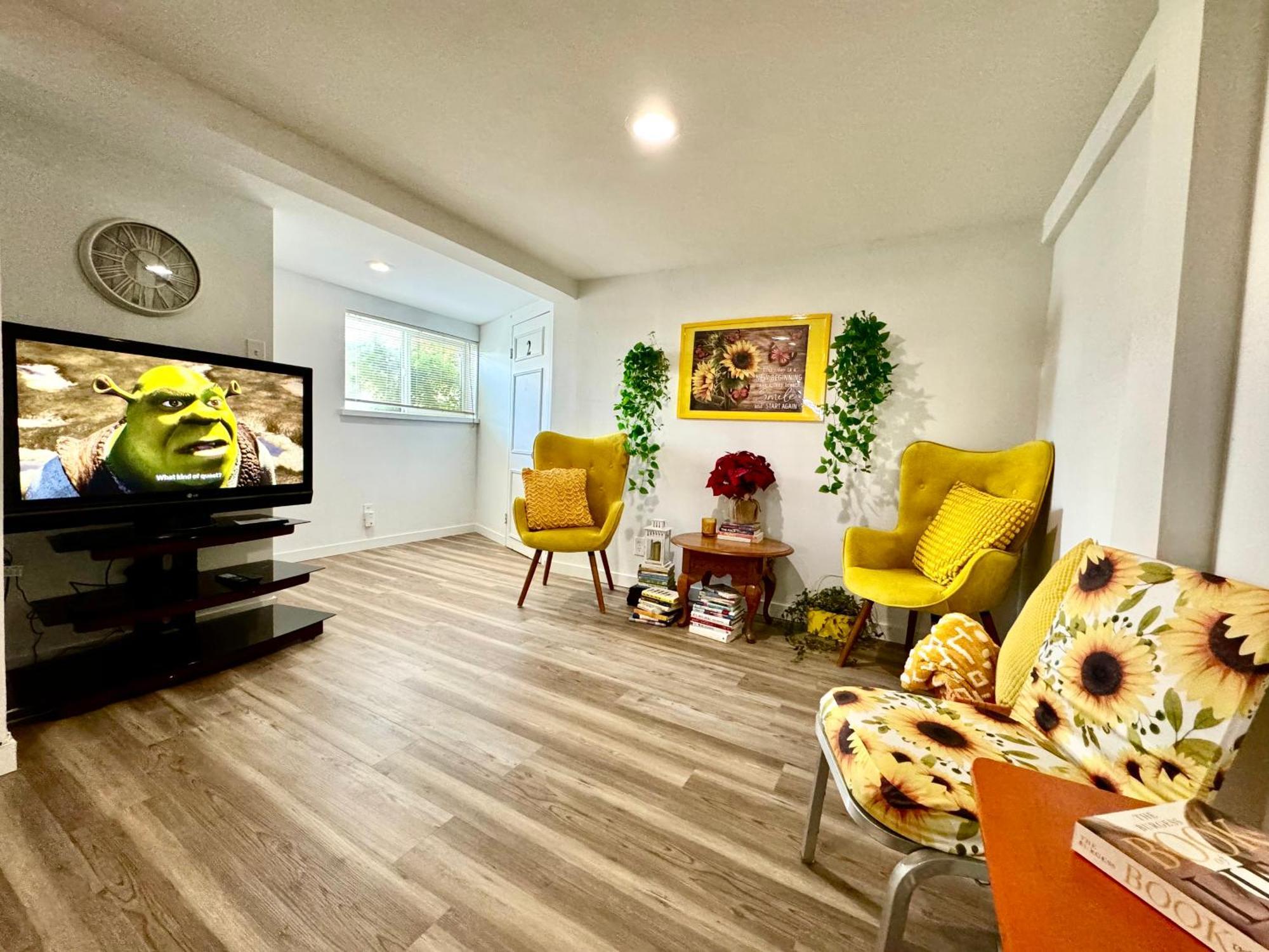 Private Tiny Room On The 1St Floor With Shared Bathroom Near Airport And Downtown Seattte Seattle Bagian luar foto