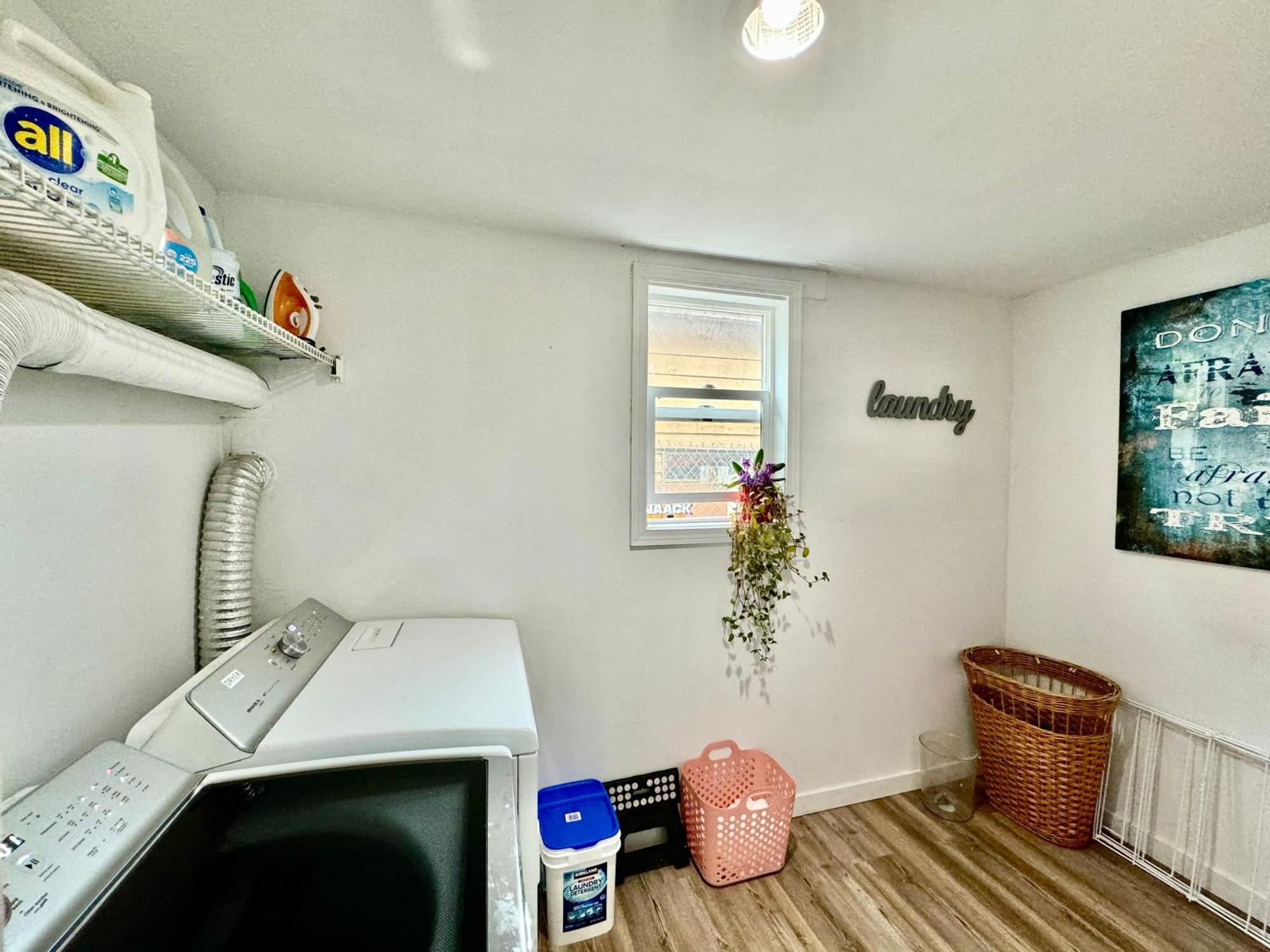 Private Tiny Room On The 1St Floor With Shared Bathroom Near Airport And Downtown Seattte Seattle Bagian luar foto